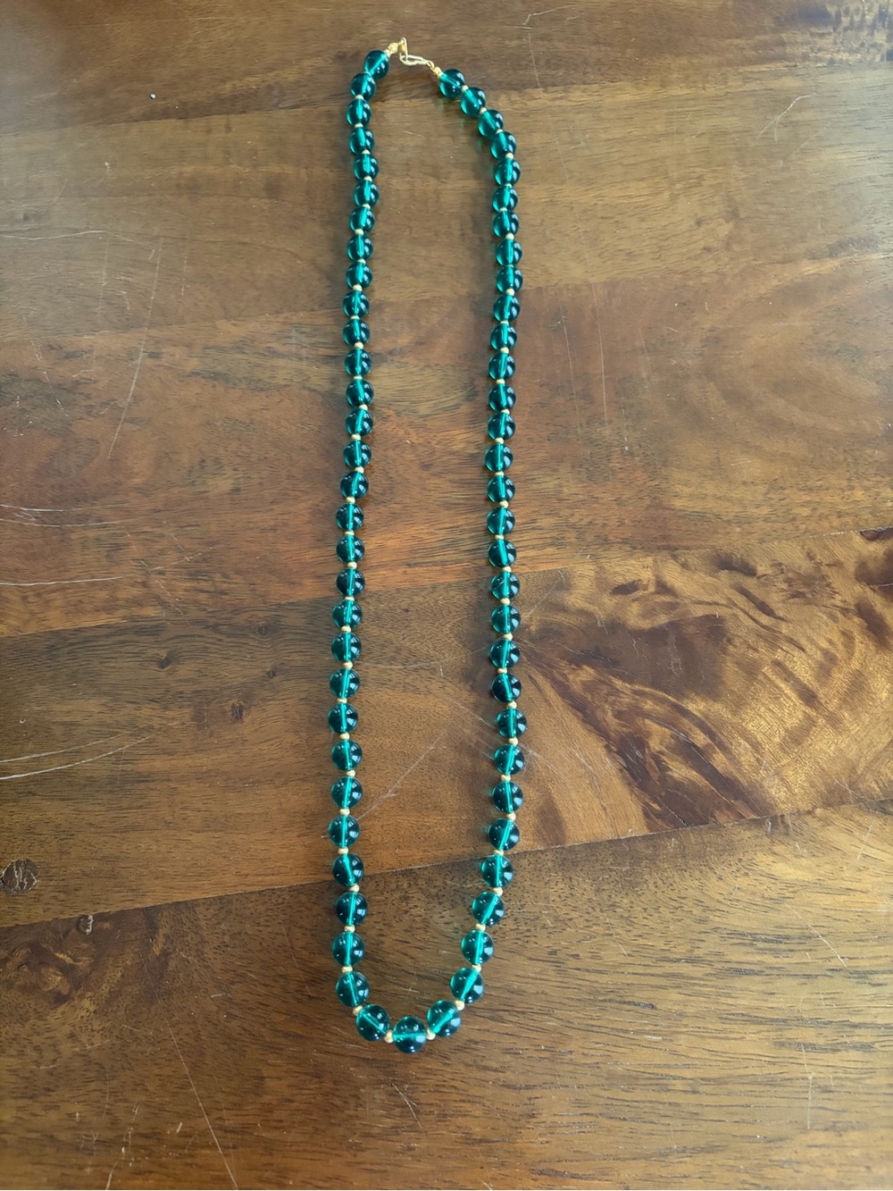 Women’s Vintage Green Bead Necklace